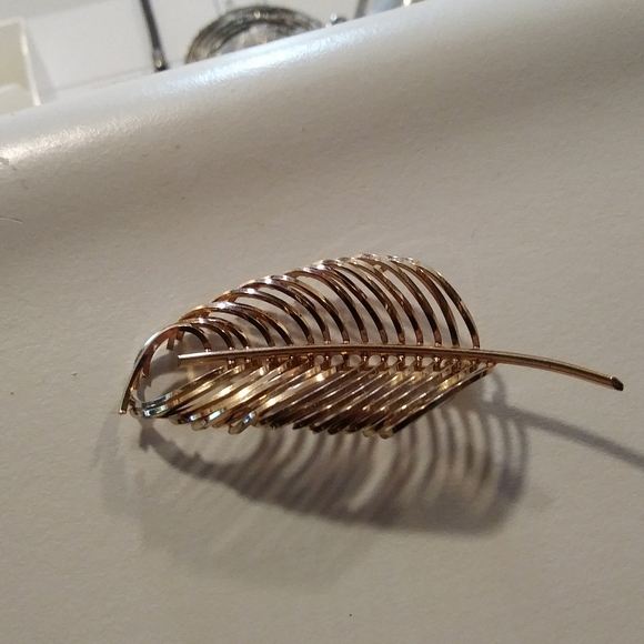 Valenza 1/20 12 kt. GF leaf brooch - Picture 5 of 5